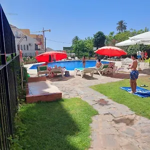 https://relaxing-studio-by-the-beach.hotelsinnerja.org